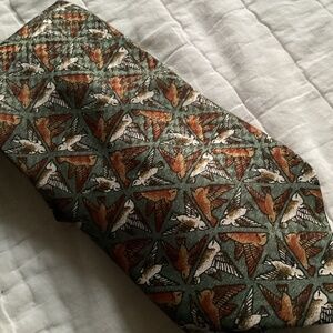BIRDS PATTERN EARTH TONES TIE